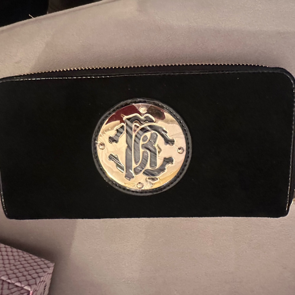 Roberto Cavalli suede zipped wallet. NWT. Black with dust bag and box